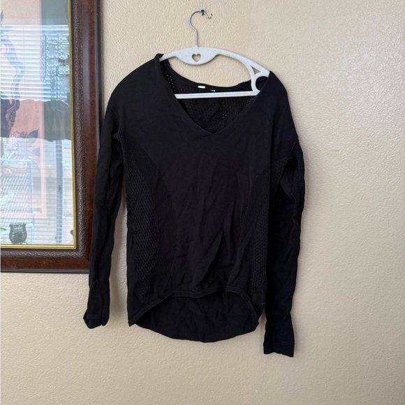 lululemon still movement sweater - Picture 3 of 6